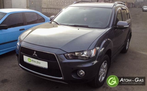 Установка ГБО (газ) на авто Mitsubishi Outlander XL